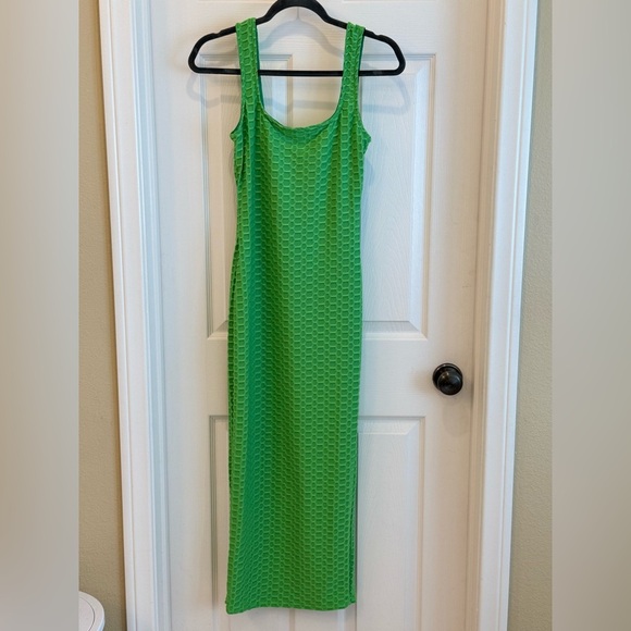 NWT Vibrant Green Midi Dress - Picture 2 of 4